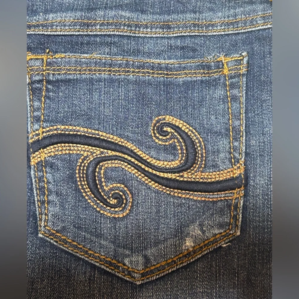 Vintage Candie's Dark Blue Distressed Denim Mini Skirt Y2K Dark Wash Frayed Hem - Picture 6 of 6